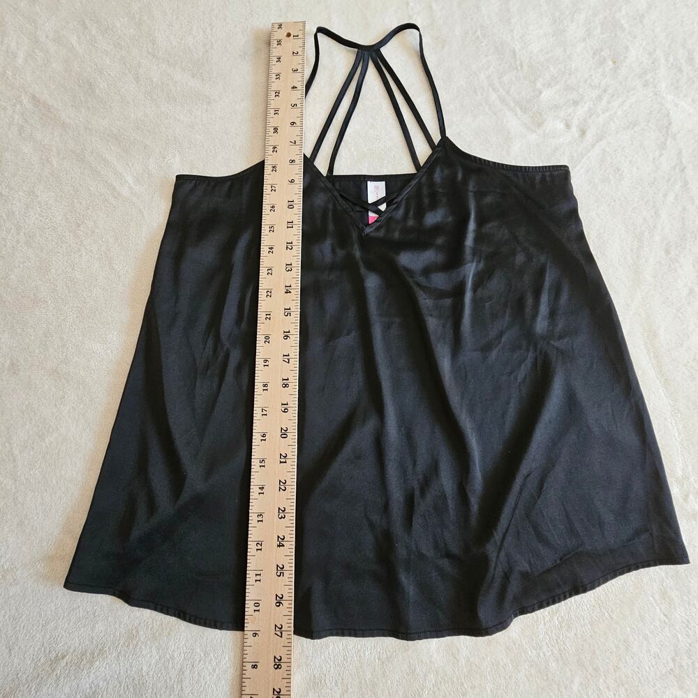 No Boundaries Women Strappy Satin Tank Top Sz L Black Flowy Soft - Picture 8 of 10